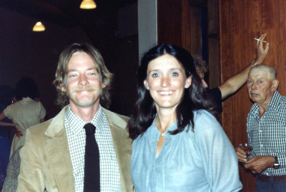 432269_2960950417156_625595996_n